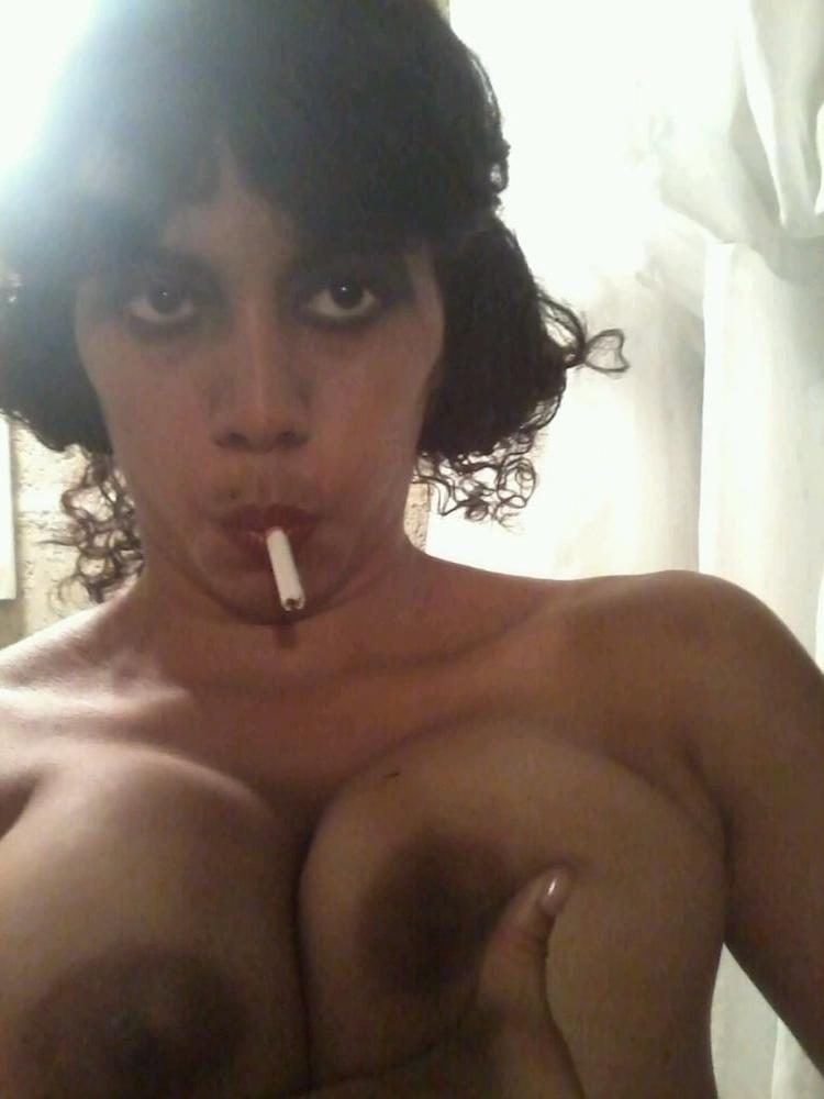 25P hot ebony mom gives all part2