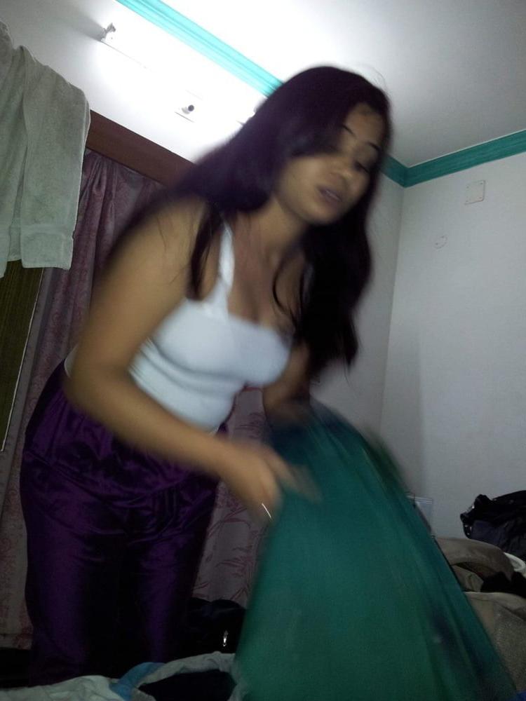 21P Hot aunty