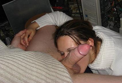 7P j'aime lecher des couilles