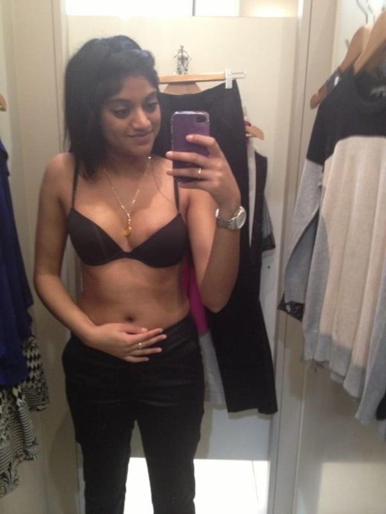 24P Juicy wet pussy hot babe nude selfies(116)