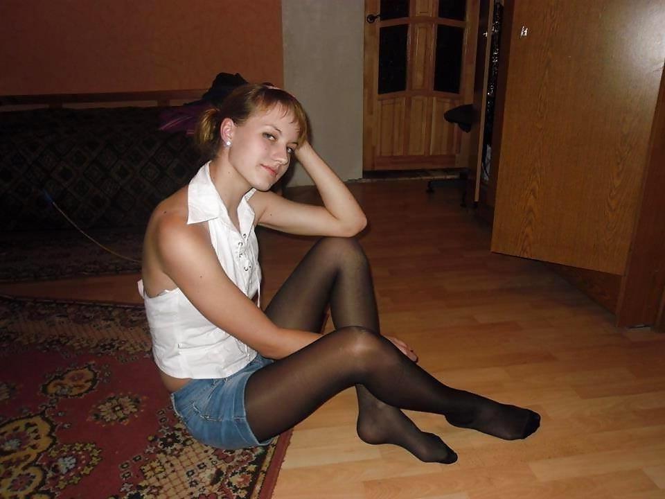 25P Sexy Nylon Legs &amp; Feet 2