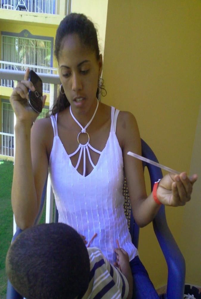 25P hot ebony mom gives all part1