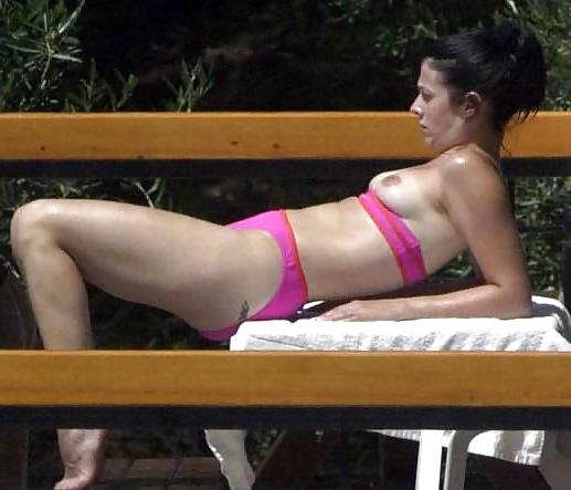 23P Random British Celebs