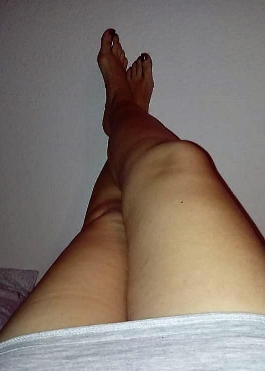 25P Sexy &amp; Chubby Legs 14