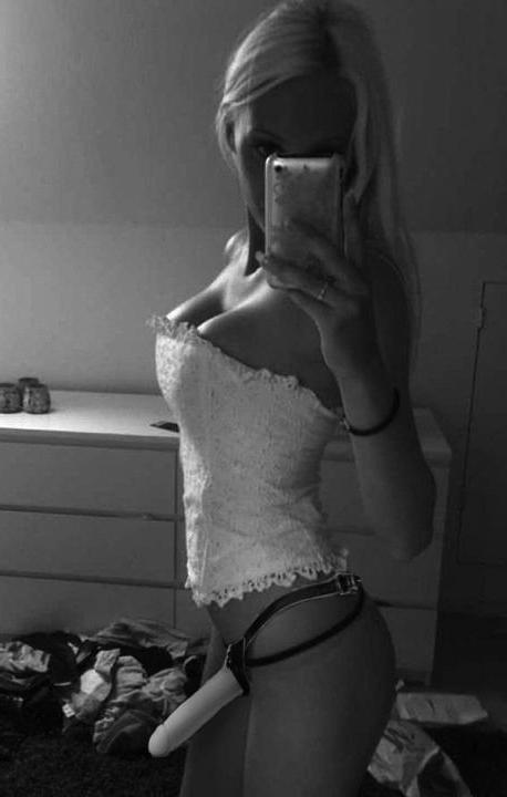 25P Artistic black &amp; whites 1