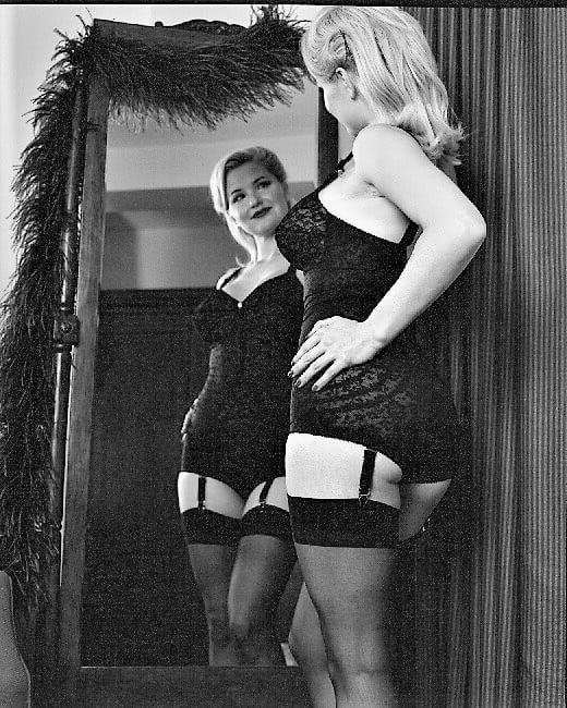 25P Artistic black &amp; whites 2