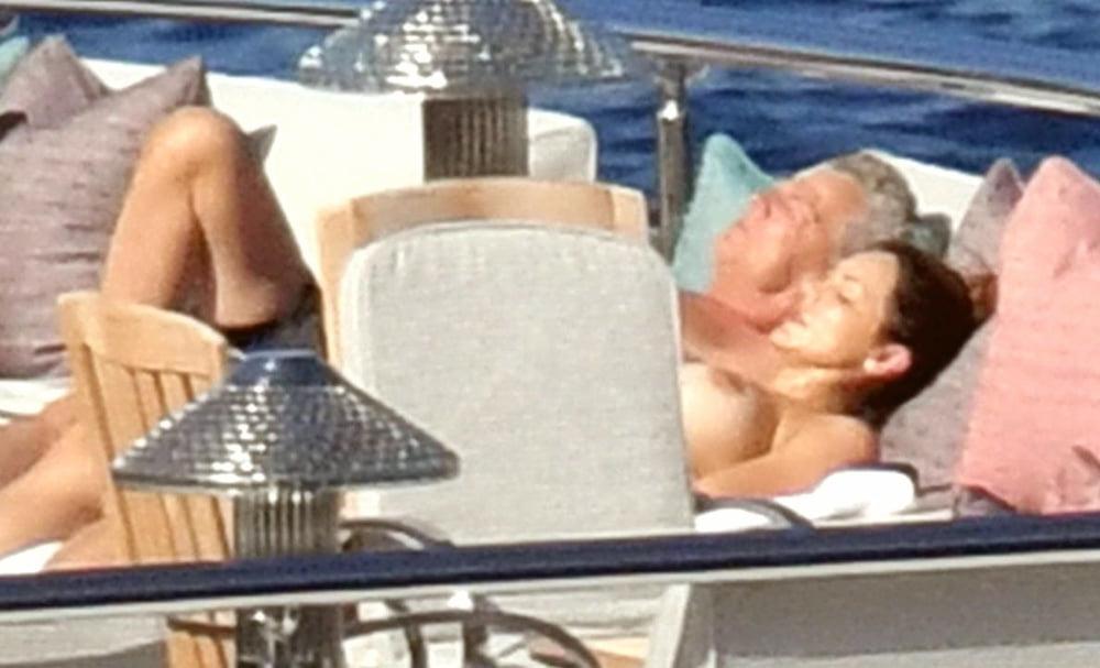 19P Katharine McPhee topless Capri jul 2019