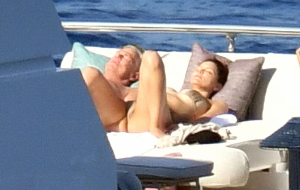 19P Katharine McPhee topless Capri jul 2019