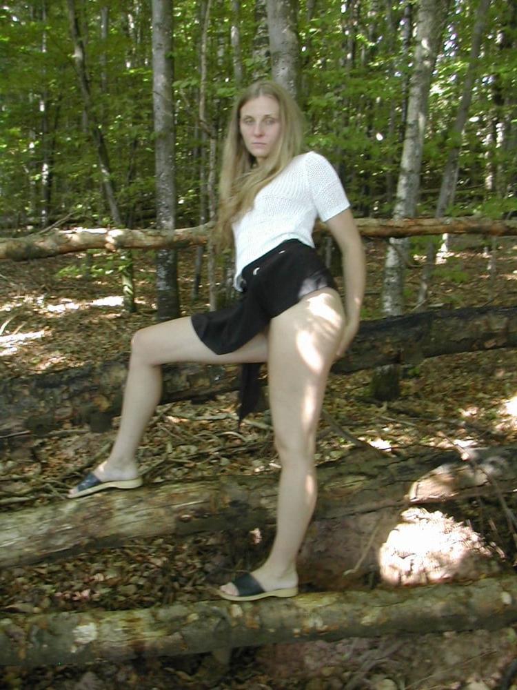 25P Blonde Slut