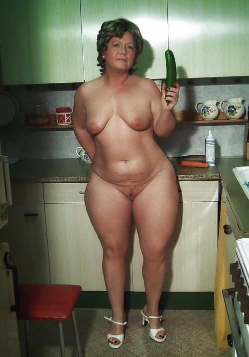25P Chunky GILFs and MILFs #7