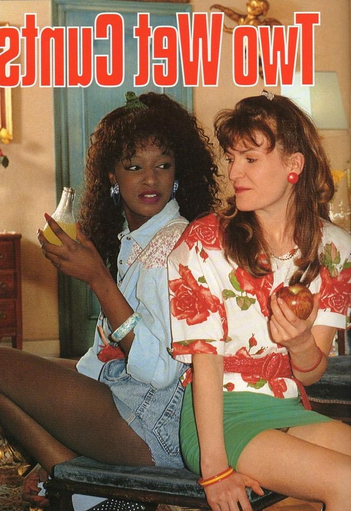 23P classic magazine #914 - two wet cunts