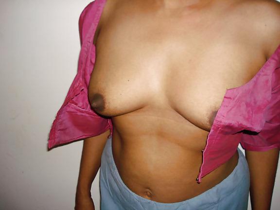 25P Hot south indian bitch thevadiya