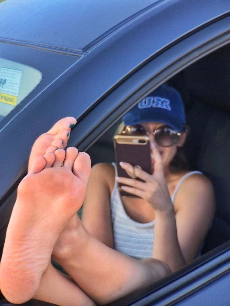 25P Hot Feet # 3