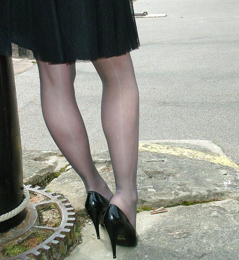 17P Gorgeous milfs in heels and stockings in public