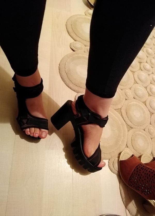 25P Turkish women's feet, feet fetish, ayak fetisi