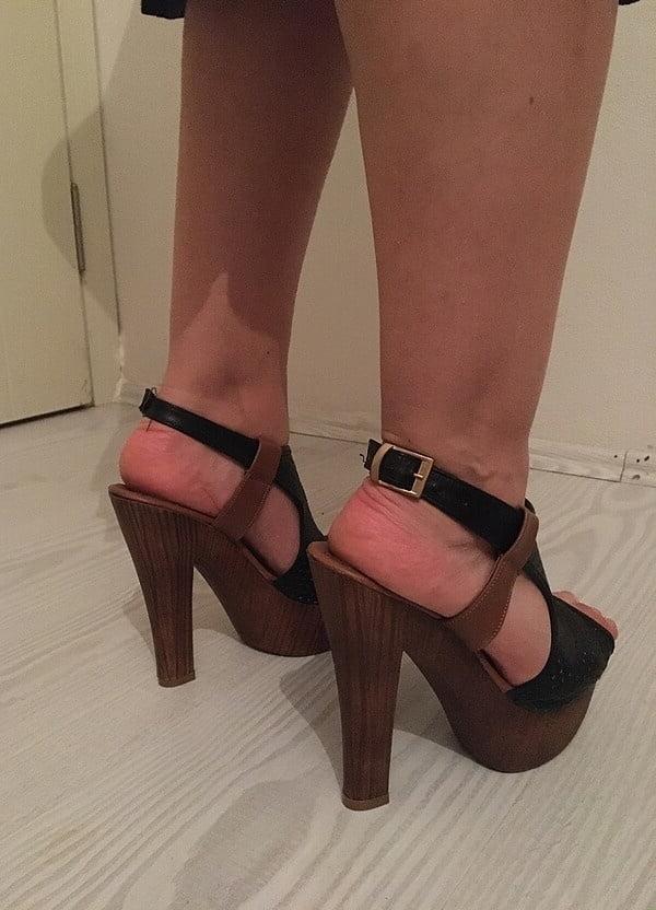 25P Turkish women's feet, feet fetish, ayak fetisi