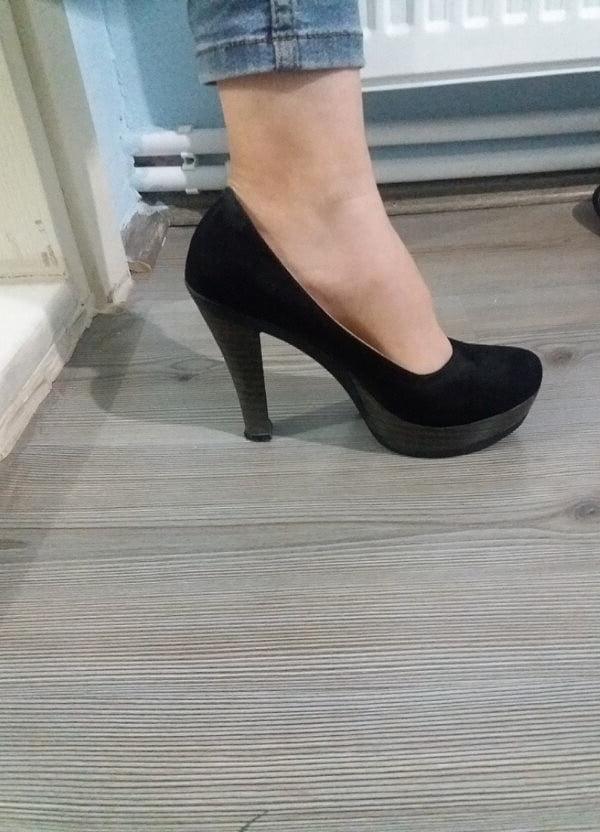 25P Turkish women's feet, feet fetish, ayak fetisi