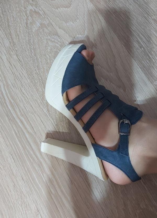 25P Turkish women's feet, feet fetish, ayak fetisi