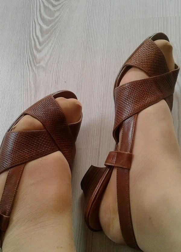 25P Turkish women's feet, feet fetish, ayak fetisi