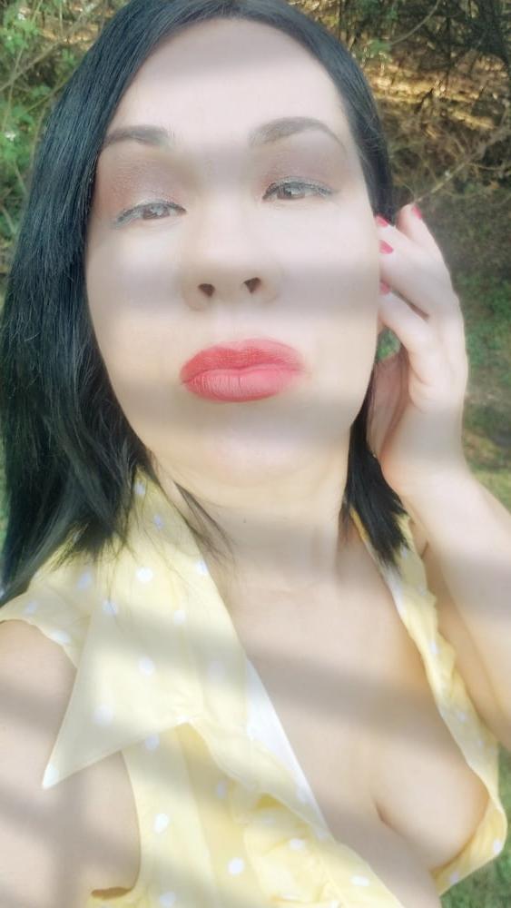 25P Latina Milf Queen Rouge Pt 4