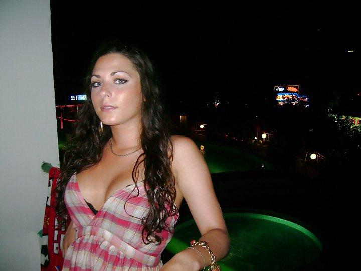 20P Amateur sexy bitch