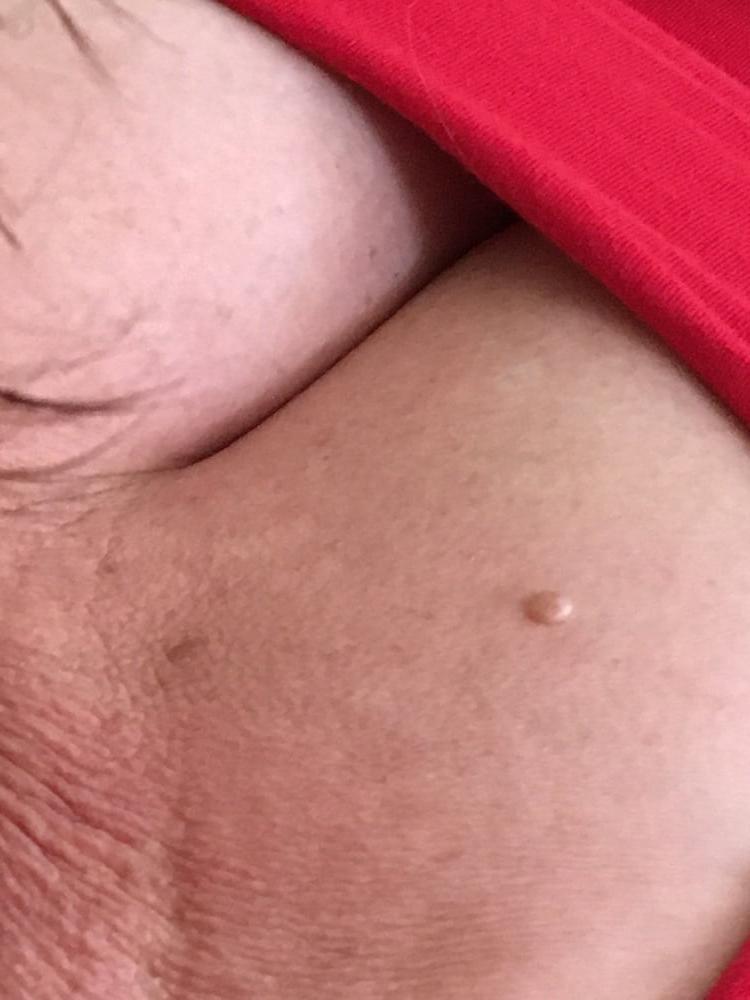 20P Amanda's Natural 40DD