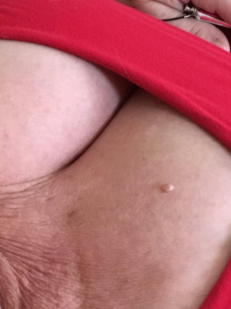 20P Amanda's Natural 40DD