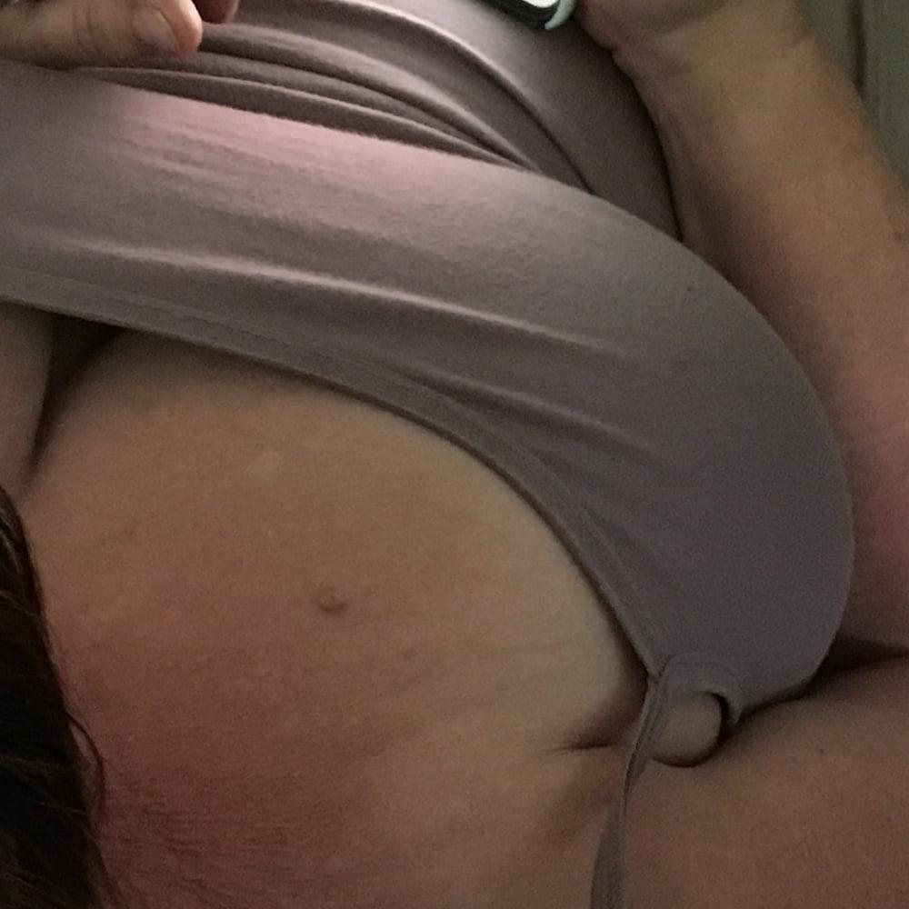 20P Amanda's Natural 40DD
