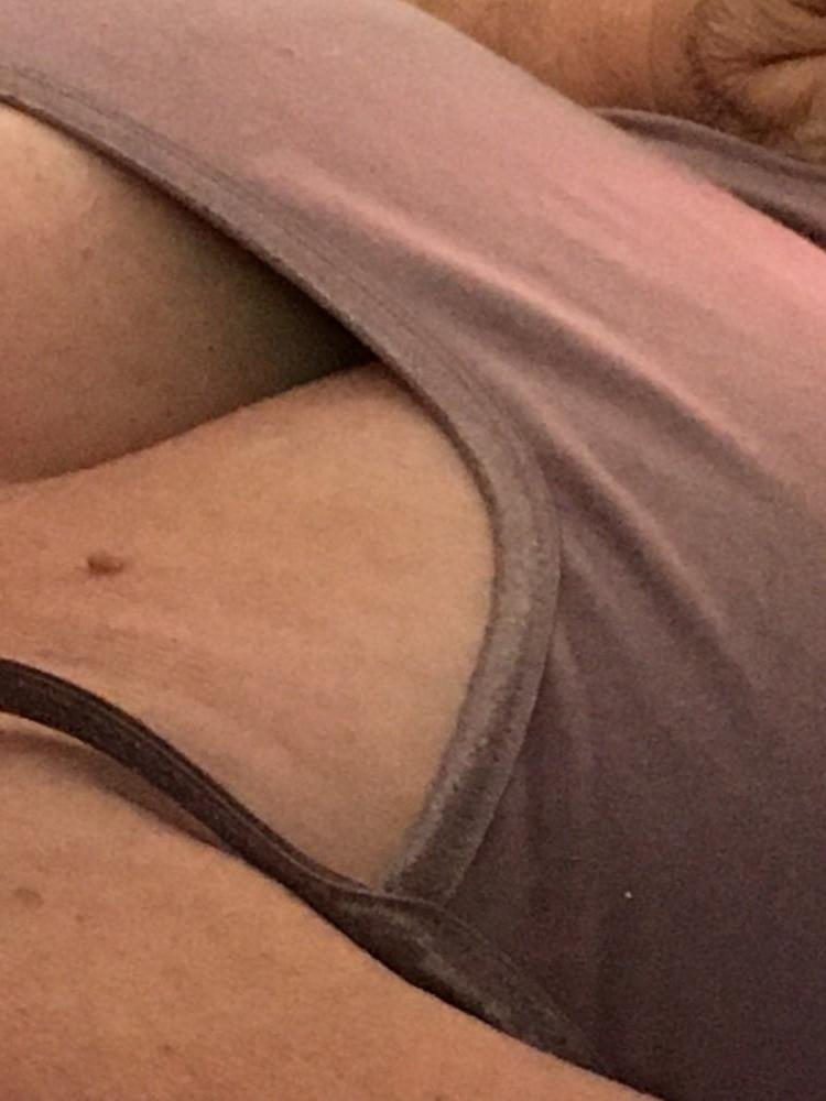 20P Amanda's Natural 40DD