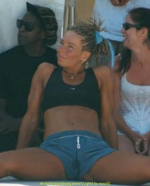 25P Camel Toes