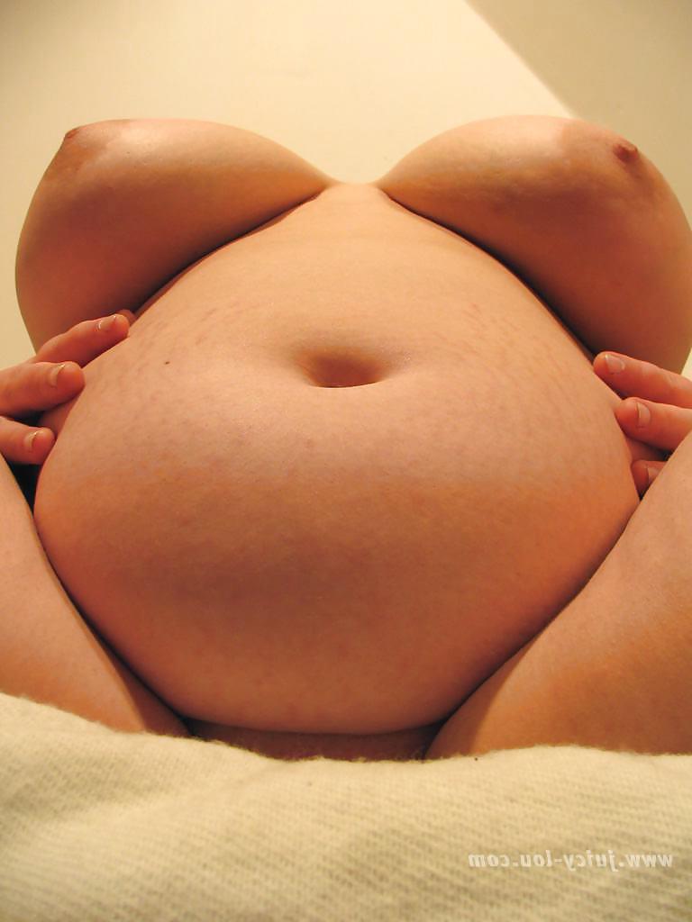 20P Nude Chubby Women 12