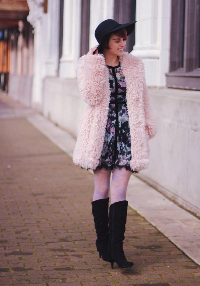 24P Cute Pantyhose Fashionista USA Part 1