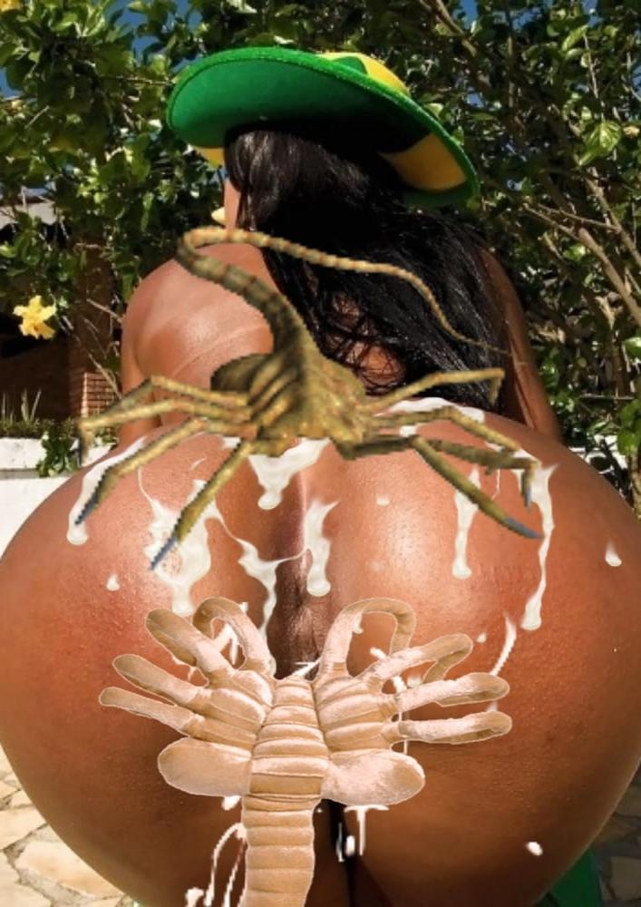 24P REAL WOMEN AND CREATURES-#3