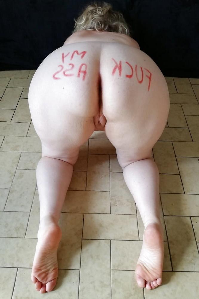 25P Ass and Feet 4