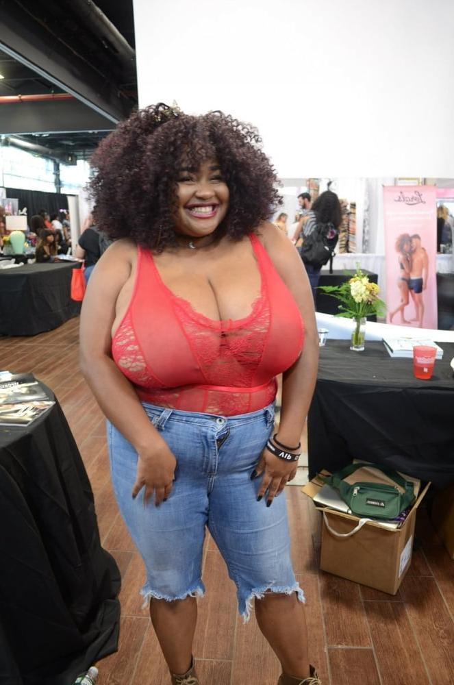 25P Juicy Boobs 2