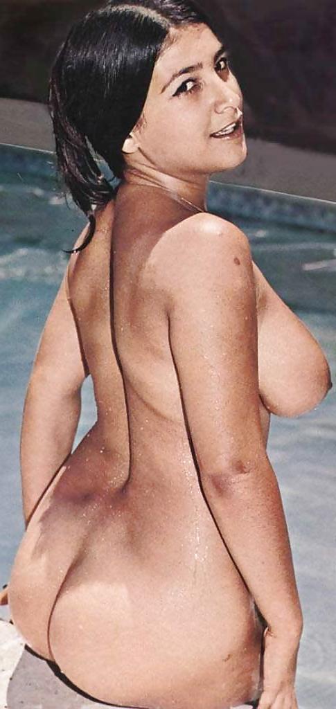 22P Busty Retro Queen - ANN ALI