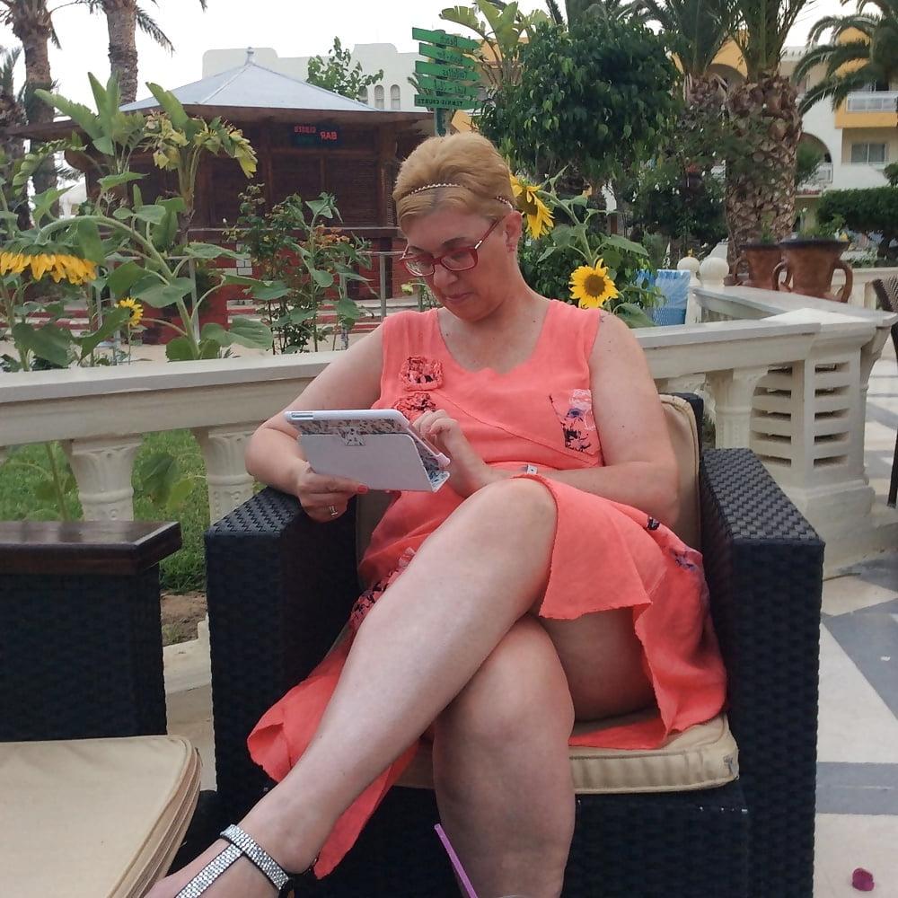 25P Sexy Hot British ladies that'll make you cum