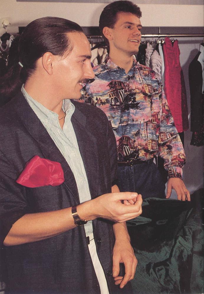 21P classic magazine #884 - shopping for a fuck