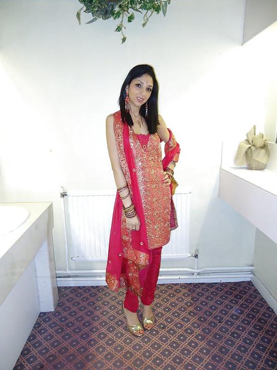 10P Uk indian bitch