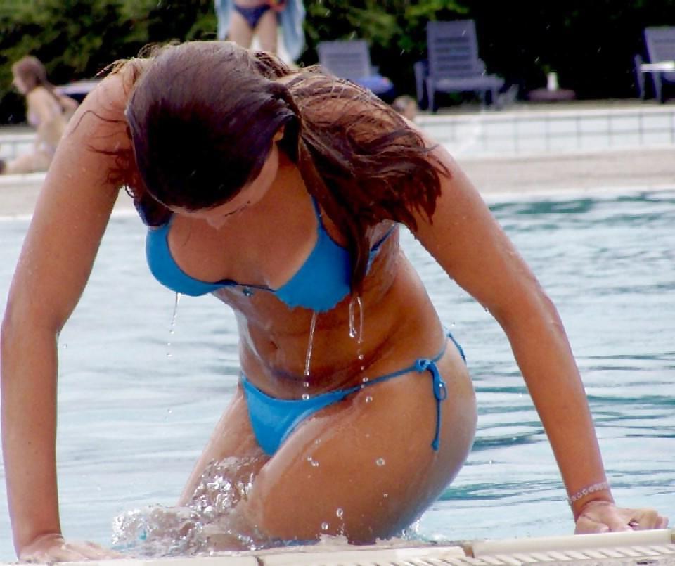 25P REALLY HOT GIRLS IN PUBLIC 24