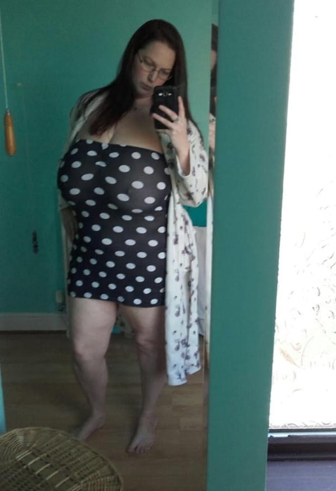 20P Big Tit Amateur #32 (Monster Hangers)