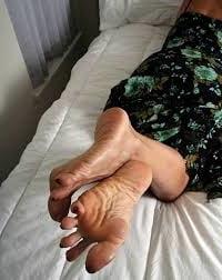 12P Mature Feet