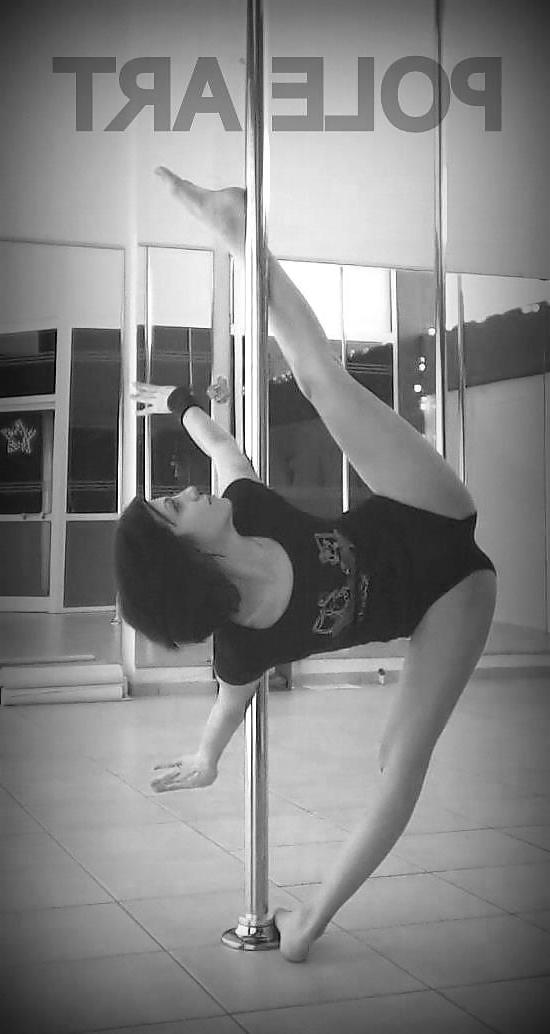 15P Pole art no nude 2