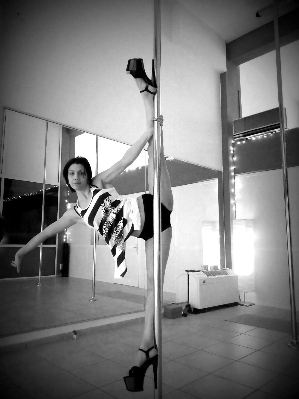 15P Pole art no nude 2