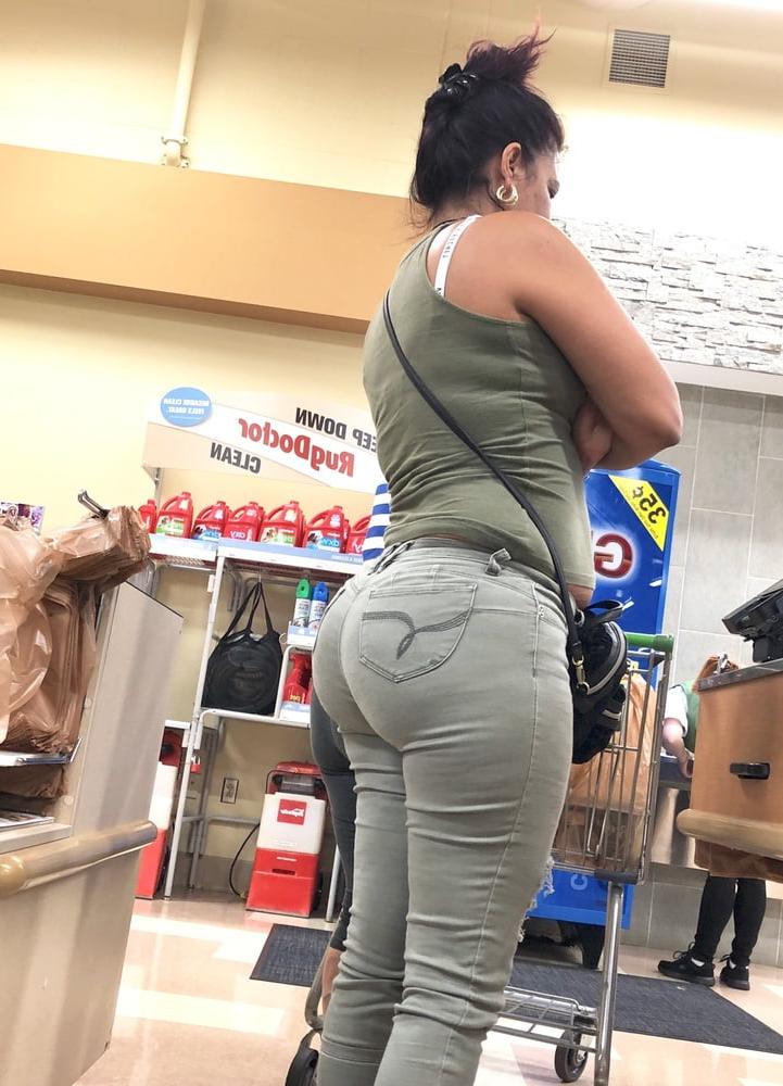 25P BIG JUICY LATINA ASS !! #11