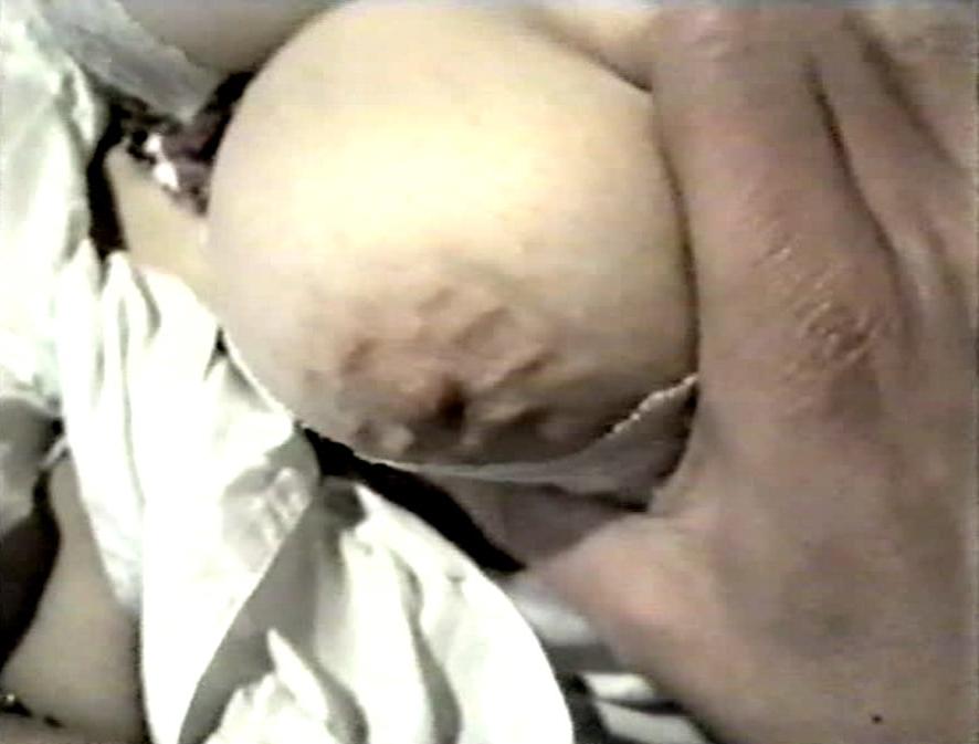 15P SAG - Open Blouse Bitch Reveals Big Tits 03