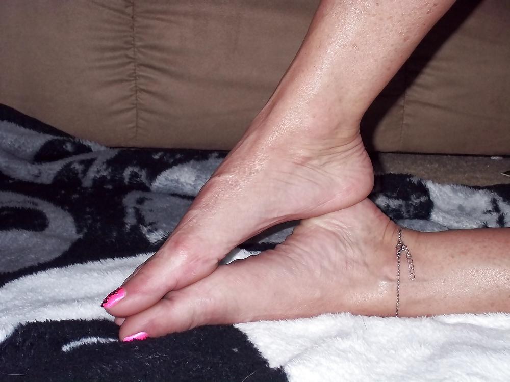 14P Chances sexy pink toes and soles