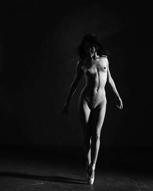 25P Art of nude
