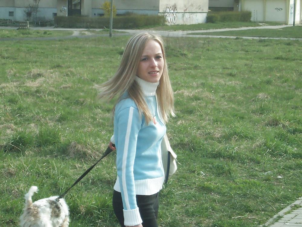 25P Cute blonde girl random 1