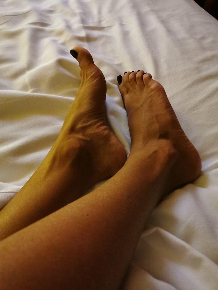 25P Sexy Feet 28